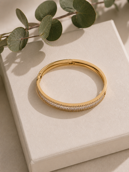 Pulsera Rígida de Oro 14K con Brillantes