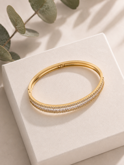 Pulsera Rígida de Oro 14K con Brillantes
