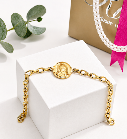 Pulsera de Oro con Medallita