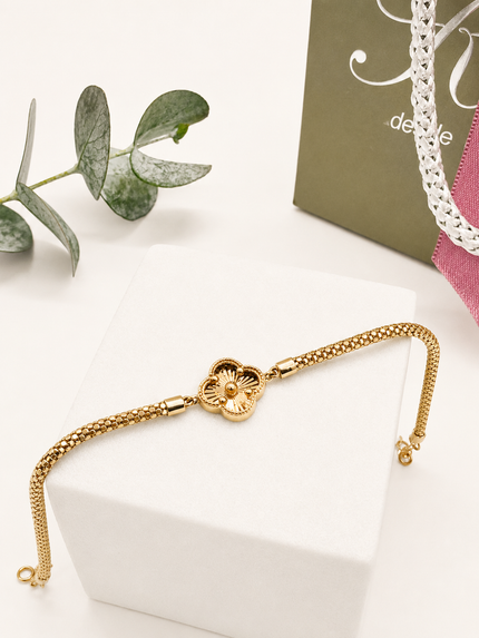 Pulsera de Oro con Trébol