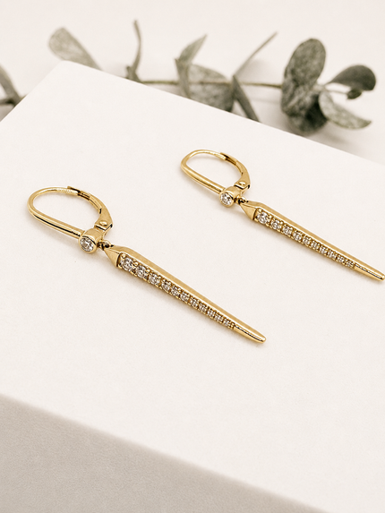 Aretes Colgantes de Diamantes en Oro Amarillo