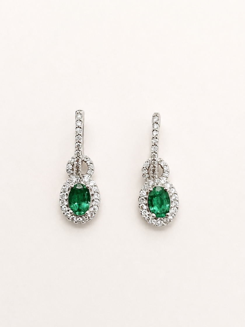 Aretes de Esmeralda y Diamantes en Oro Blanco