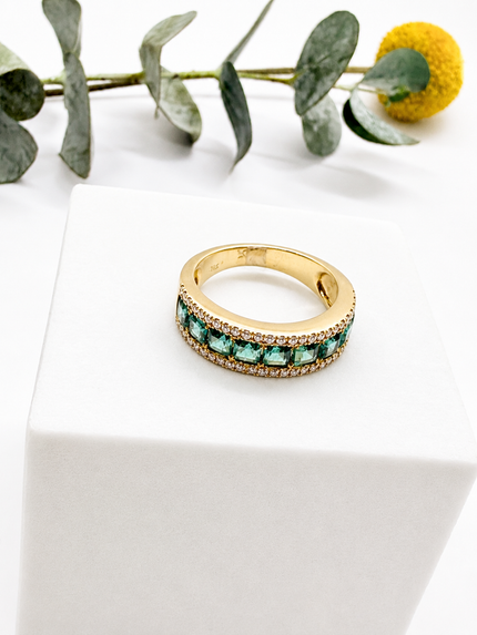 Anillo de Brillantes y Esmeraldas