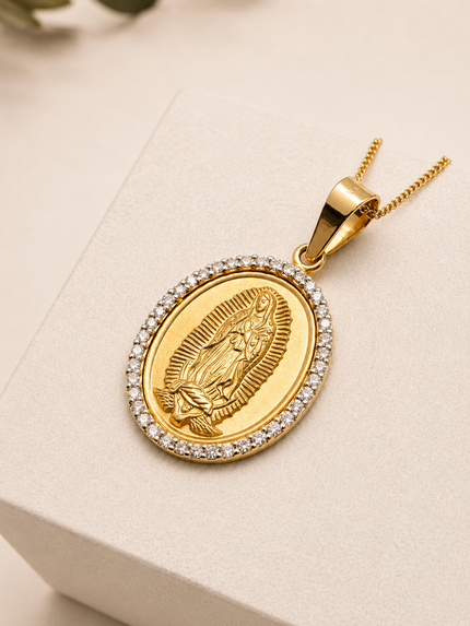 Medalla Virgen de Guadalupe con Brillantes en Oro
