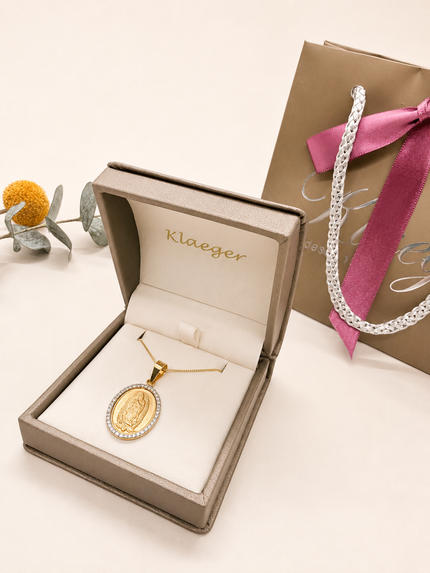 Medalla Virgen de Guadalupe con Brillantes en Oro