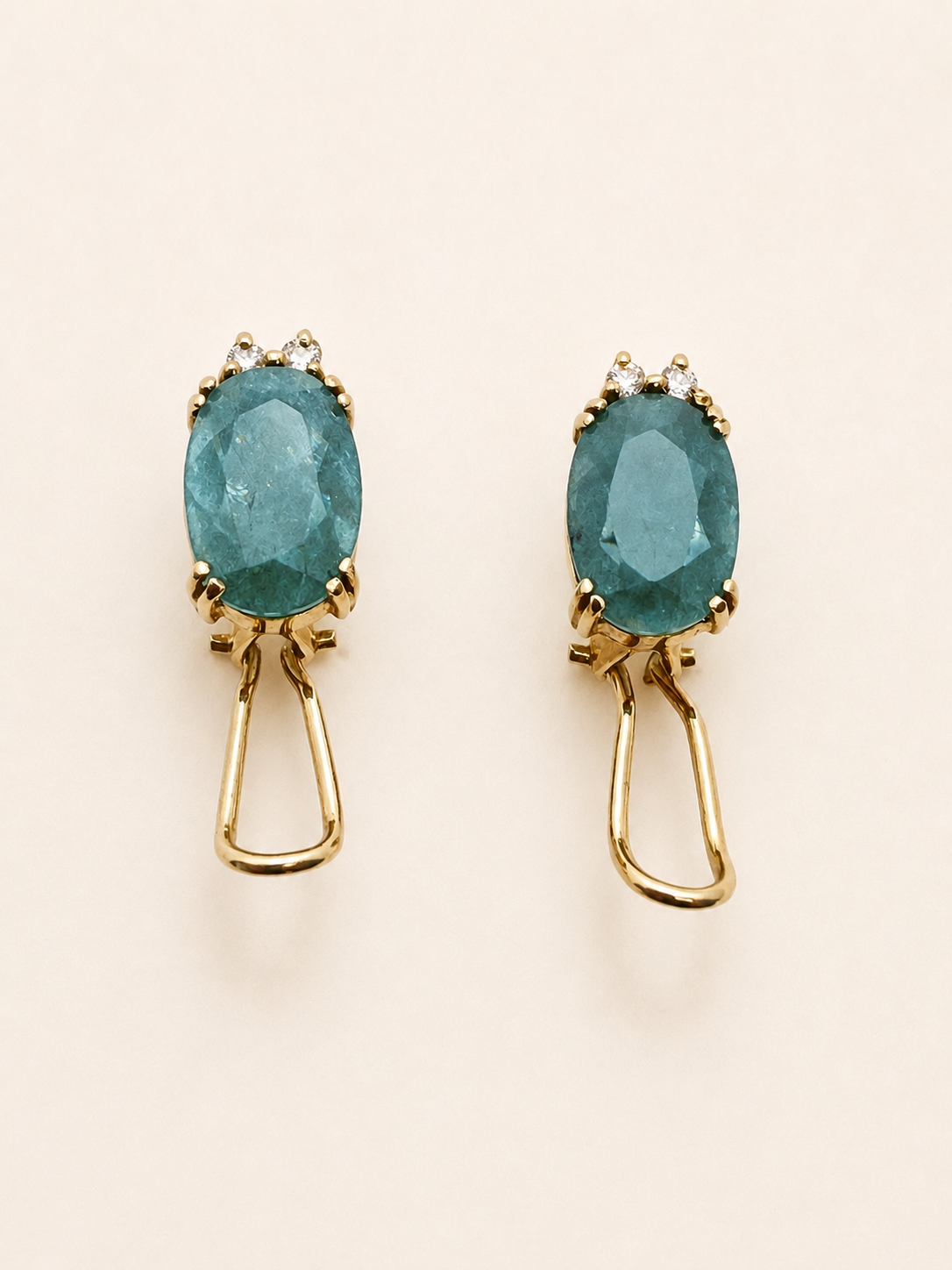 Aretes de Esmeralda con Brillantes en Oro