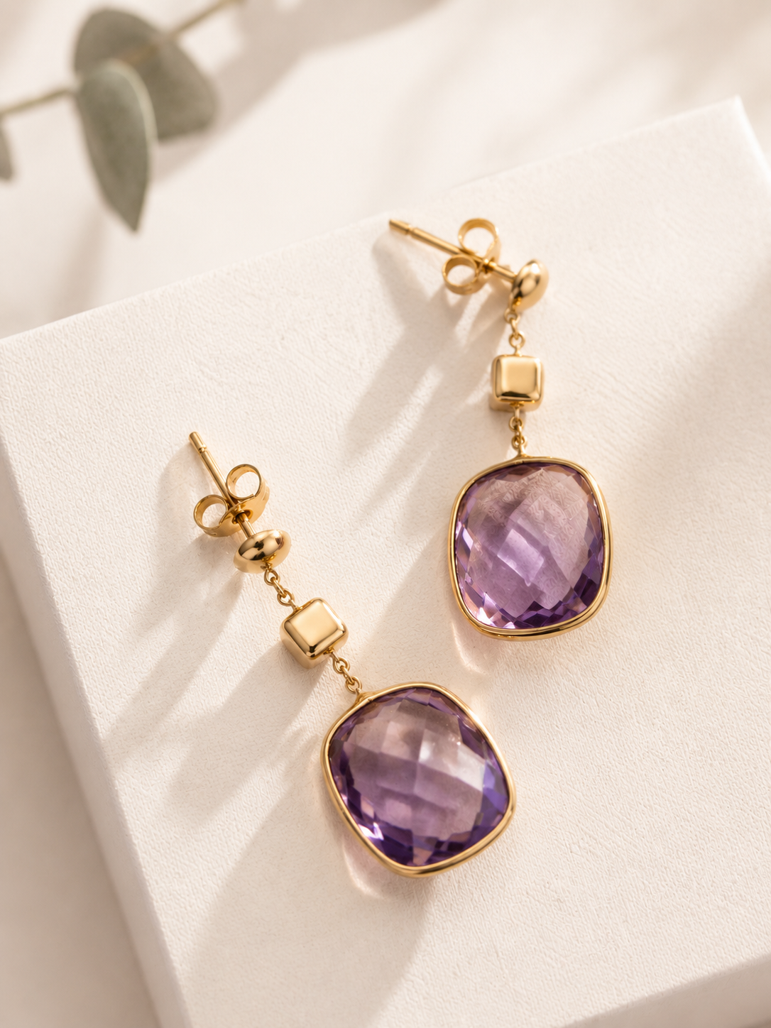 Aretes de Amatista en Oro 14K