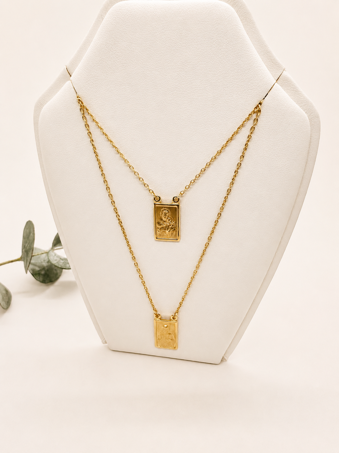 Collar de Oro Escapulario