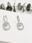 Aretes Geométricos de Diamantes en Oro Blanco