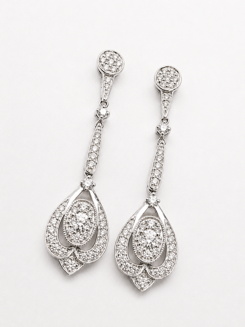 Aretes Colgantes de Diamantes en Oro Blanco