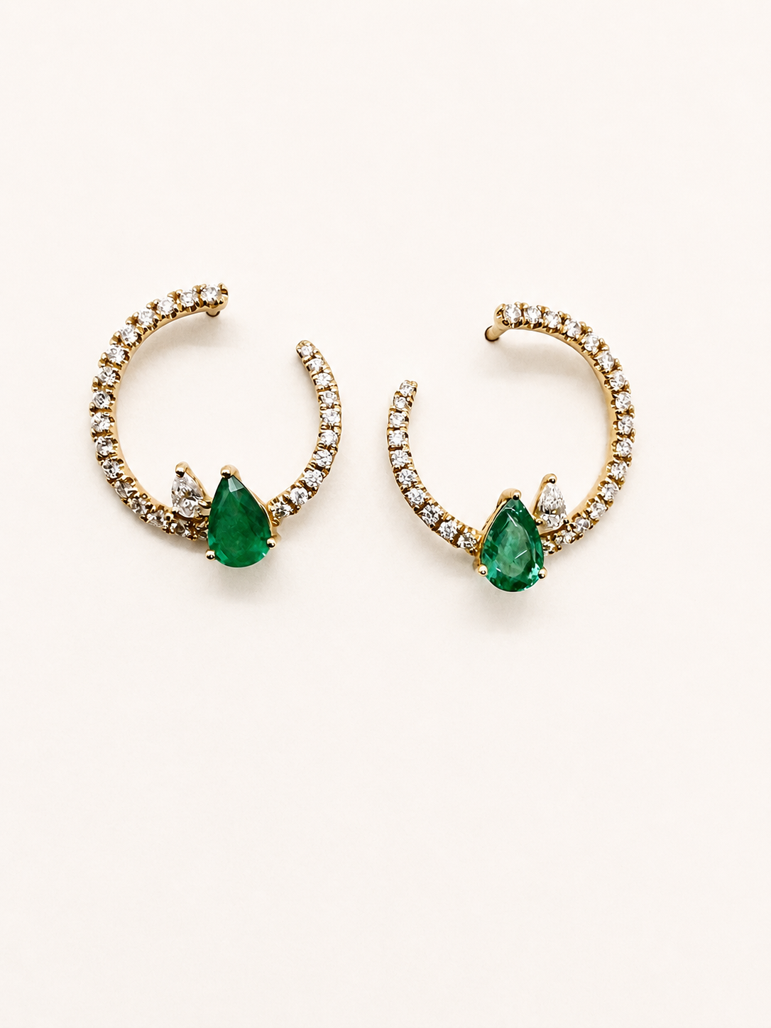 Aretes Circulares de Esmeralda