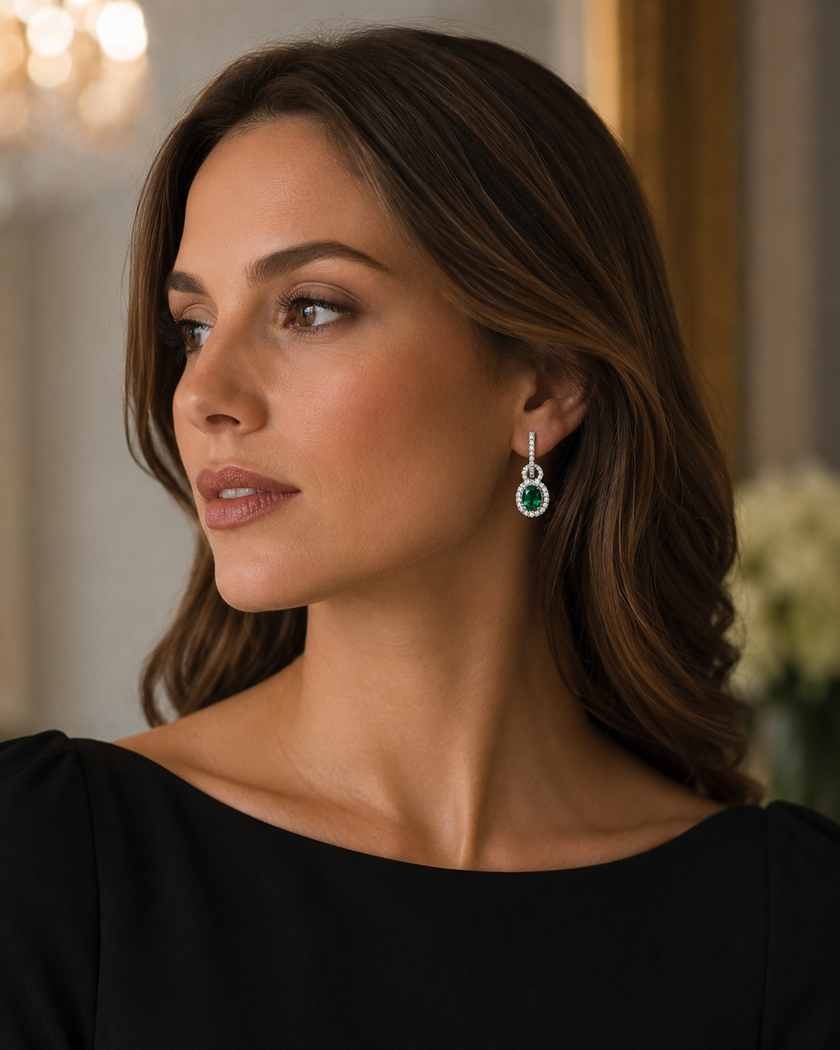 Aretes de Esmeralda y Diamantes en Oro Blanco