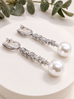 Aretes Colgantes de Brillantes y Perla